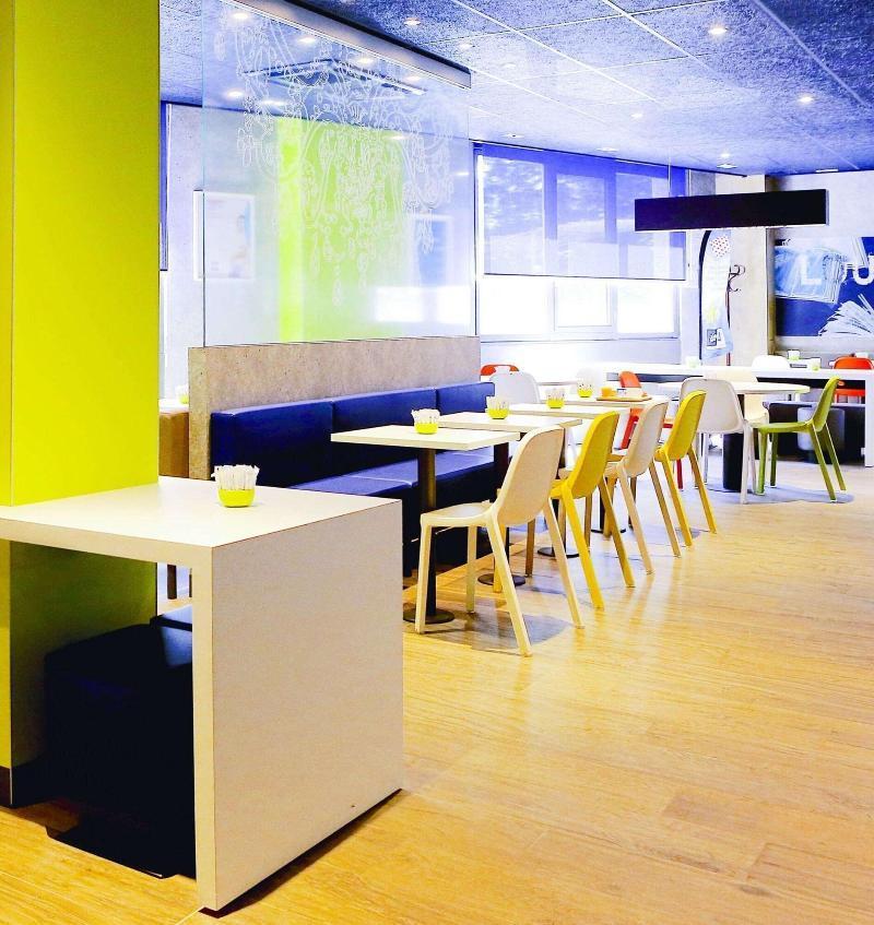 Ibis Budget Centre 2*