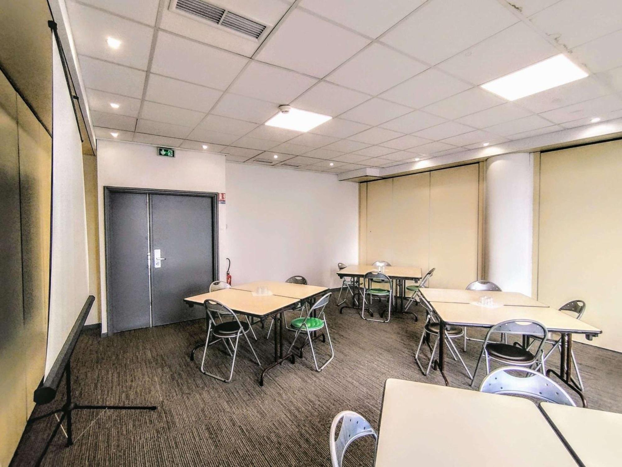 Hotel Ibis Budget Centre 2*