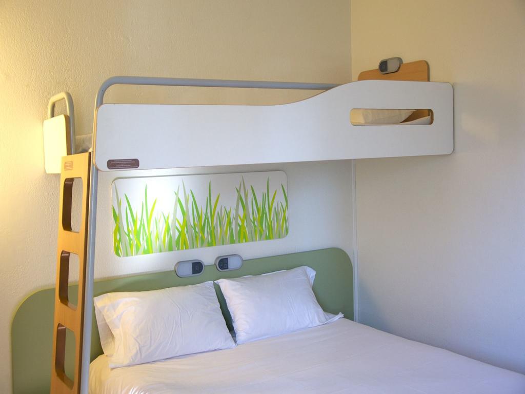 Ibis Budget Centre 2*